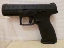 BERETTA APX CALIBRE 9X19