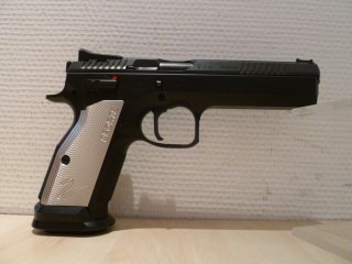 CZ TS2 ENTRY CALIBRE 9X19