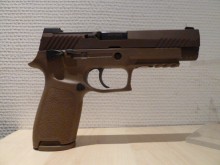SIG SAUER MODELE P320 M17  CALIBRE 9X19