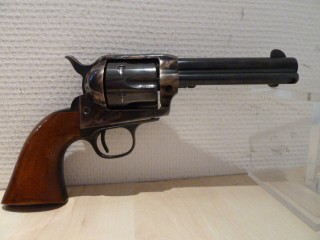 UBERTI MODELE 1873 CATTLEMAN CALIBRE 357 MAG